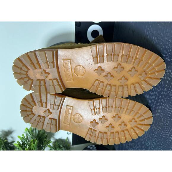 Timberland 6” Premium Boot Wheat Size 8.5W 10360 3640, LKE - Picture 6 of 13